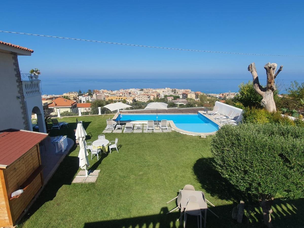 Appartamenti Borgo Panoramico N 5 Tropea Luaran gambar