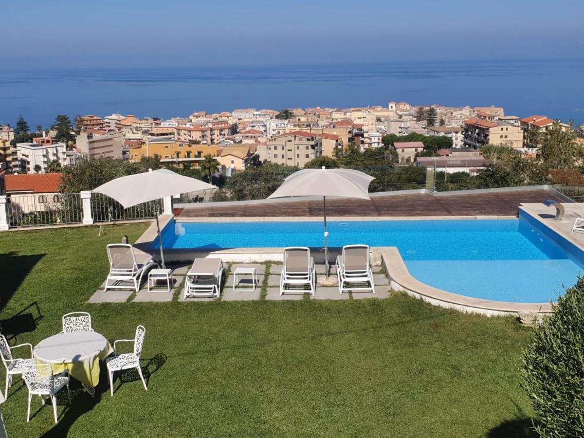 Appartamenti Borgo Panoramico N 5 Tropea Luaran gambar